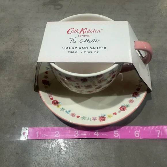 Cath Kidston “ the collector” Pink Floral Teacup and Saucer wirh pink handle🌸 - Picture 5 of 10